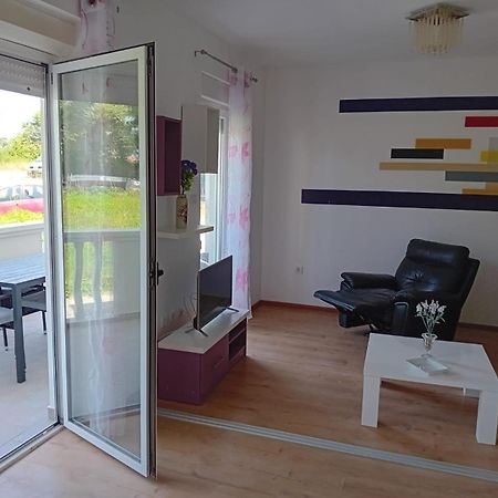 Apartments Toka Petrcane Luaran gambar