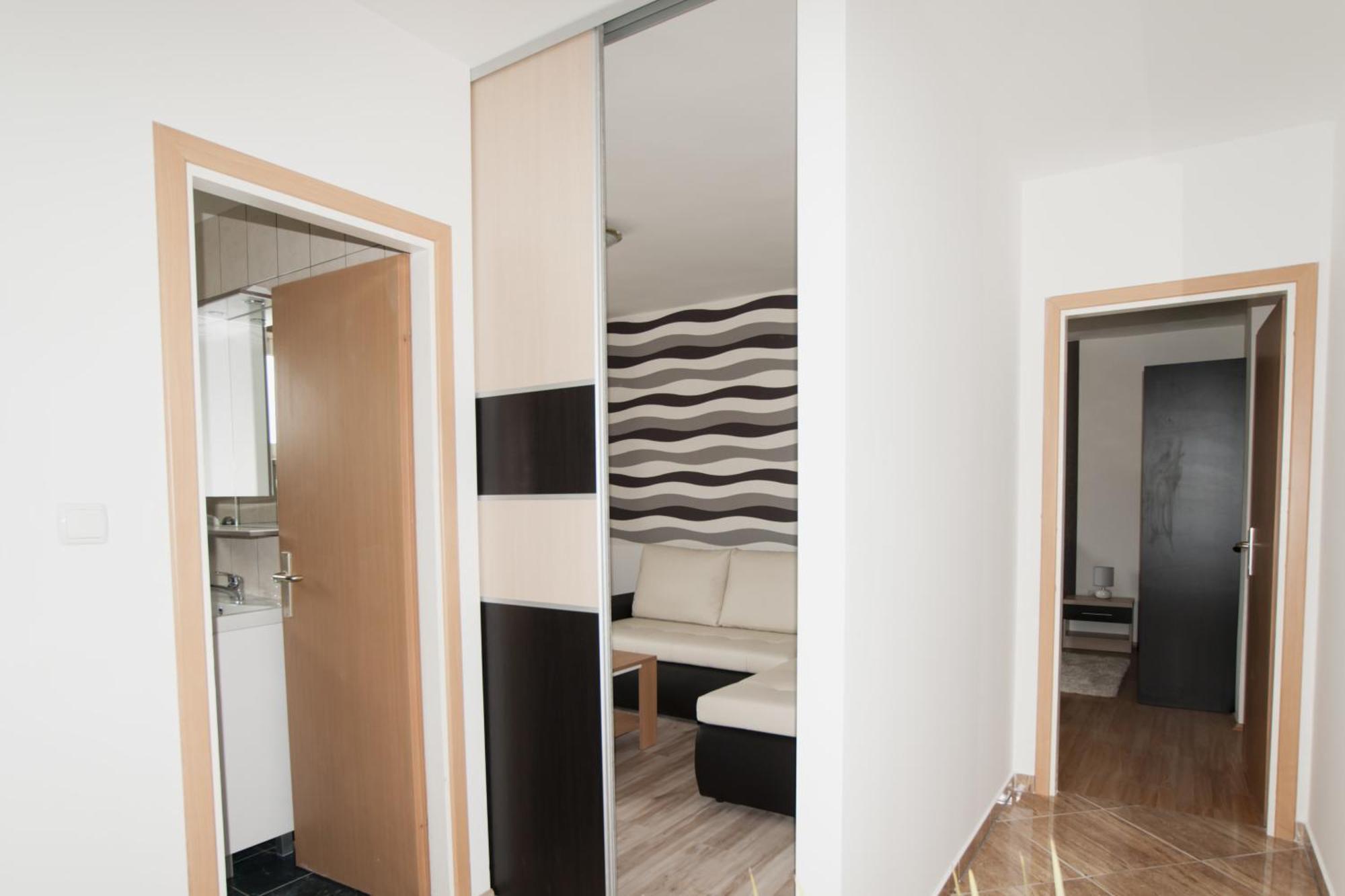 Apartments Toka Petrcane Bilik gambar