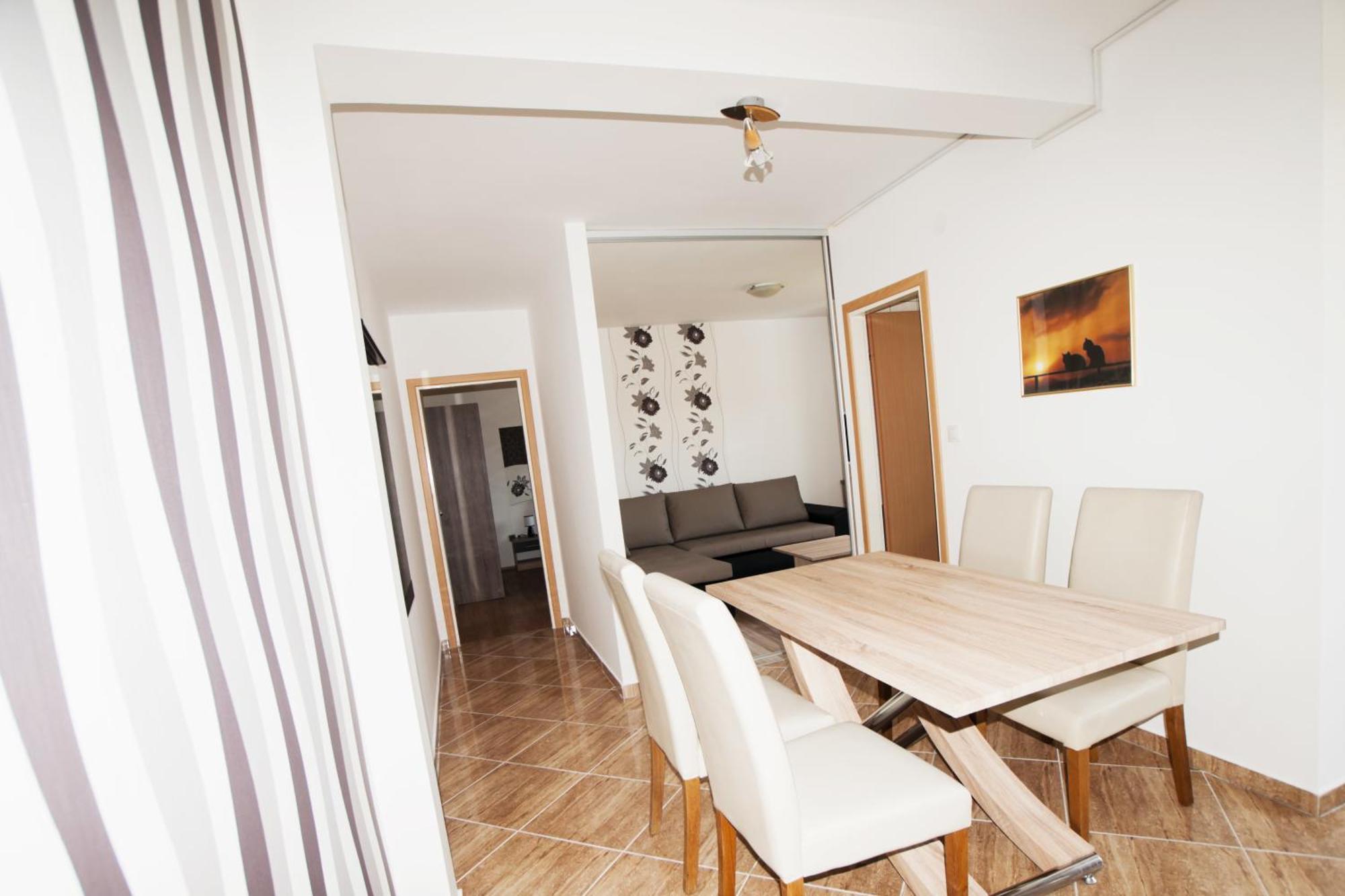 Apartments Toka Petrcane Bilik gambar