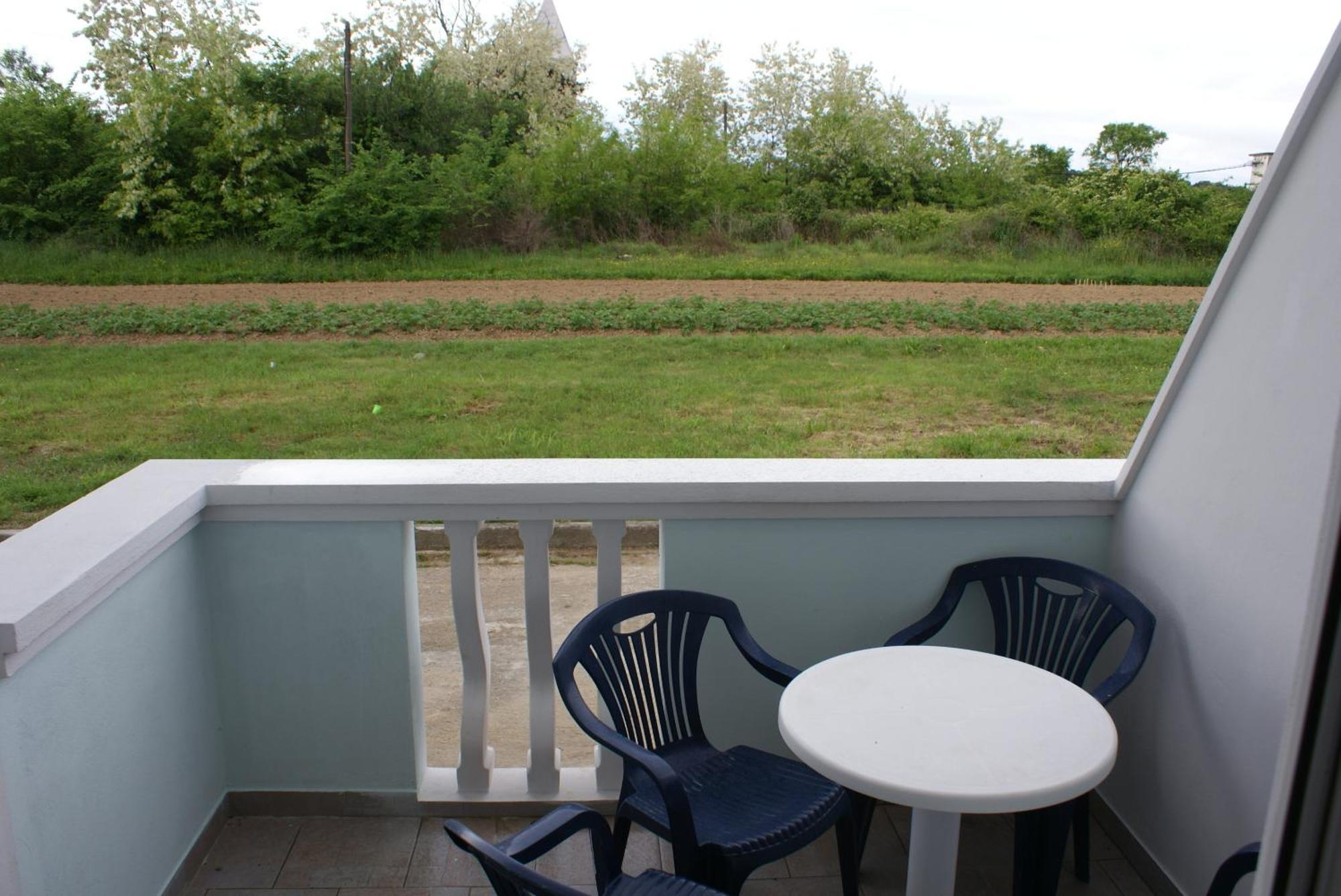 Apartments Toka Petrcane Bilik gambar