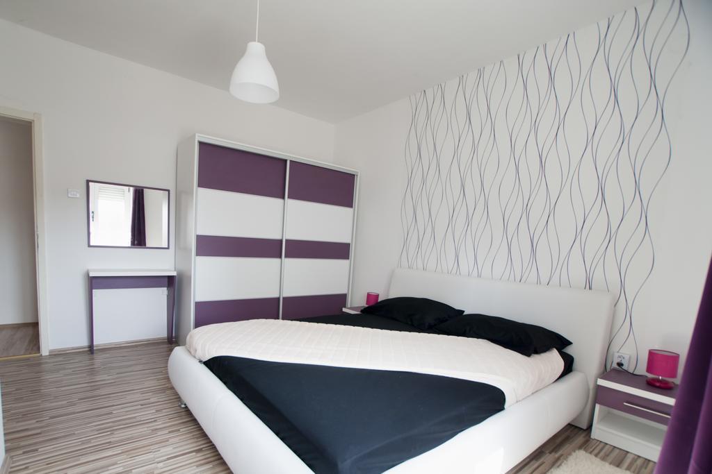 Apartments Toka Petrcane Bilik gambar
