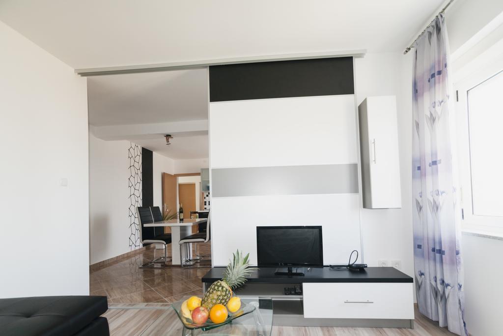 Apartments Toka Petrcane Bilik gambar