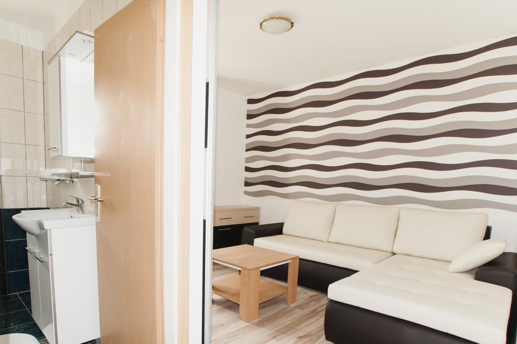 Apartments Toka Petrcane Bilik gambar