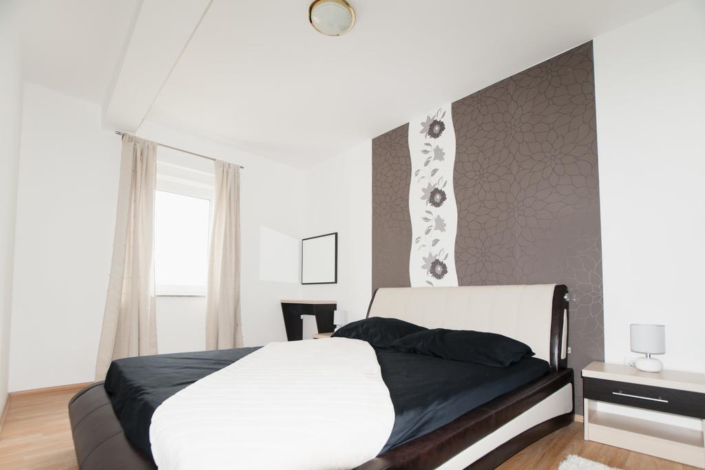 Apartments Toka Petrcane Bilik gambar