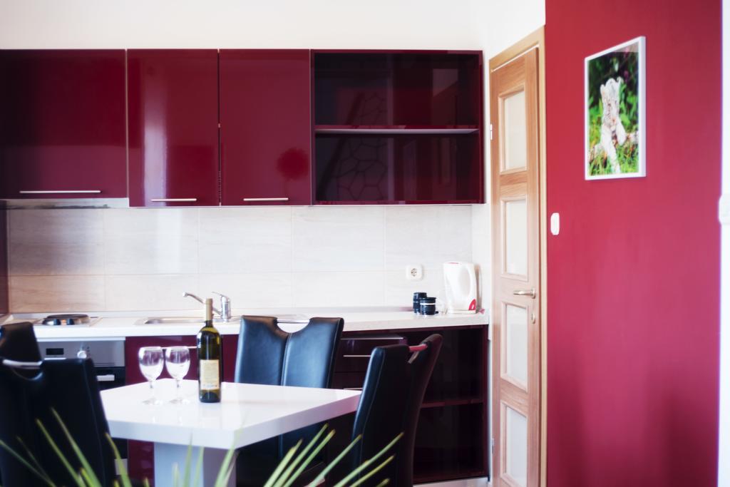 Apartments Toka Petrcane Bilik gambar